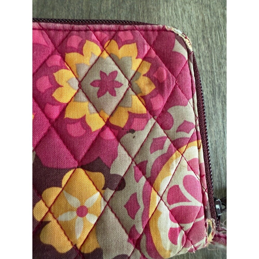 Vera Bradley Carnaby Zip Around Wallet Wristlet Quilted Pink Floral - Picture 11 of 11